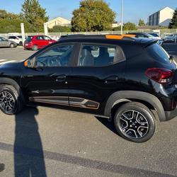 Dacia Spring Expression Ancenis-Saint-G&eacute;r&eacute;on