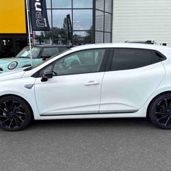 Renault Clio 5 E-Tech full hybrid 145 Esprit Alpine occasion - Ancenis-Saint-G&eacute;r&eacute;on - photo 2/21