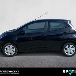 Toyota Aygo 1.0 VVT I 69CH X PLAY Montlu&ccedil;on