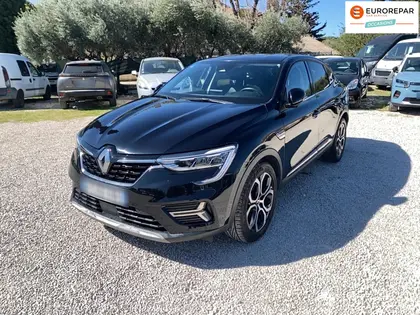 Renault Arkana - Business E-TECH 145 - 19 990 €