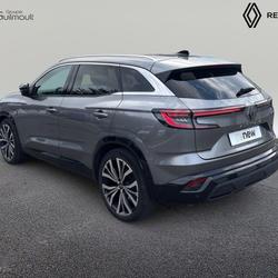 Renault Austral E-Tech hybrid 200 Iconic Saint-Berthevin