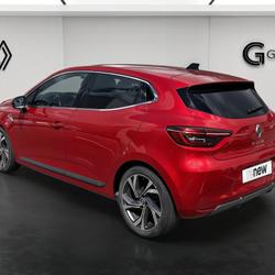 Renault Clio 5 Clio E-Tech 140 - 21N R.S. Line Saint-Berthevin