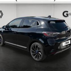 Renault Clio 5 Clio E-Tech full hybrid 145 Esprit Alpine Saint-Berthevin