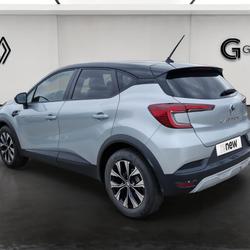 Renault Captur TCe 90 Evolution Ch&acirc;teau-Gontier-sur-Mayenne
