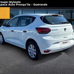 Dacia Sandero SCe 65 Essentiel Gu&eacute;rande