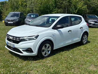 Dacia Sandero - SCe 65 Essential - 11 990 €