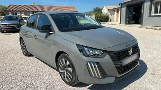 Peugeot 208  - photo 2