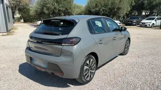 Peugeot 208  - photo 4