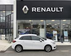 Citroen e-C4 - BlueHDi 100 BVM Millenium Business - 9 900 €