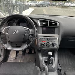 Citroen e-C4 BlueHDi 100 BVM Millenium Business Angers