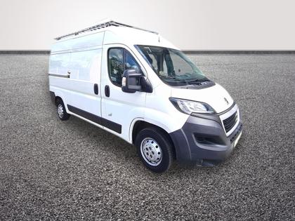 Peugeot Boxer - BlueHDi 120 S&S ASPHALT 330 L2H2 4 portes  (janv. 2021) - 17 990 €
