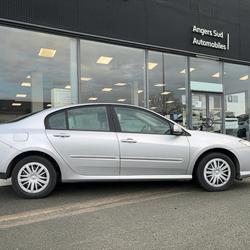 Renault Laguna 3 Expression 2.0 16v 5 portes  (d&eacute;c. 2007) (co2 185) Angers