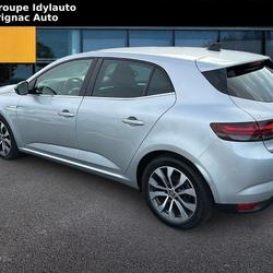 Renault Megane 4 Megane IV Berline TCe 140 EDC Techno Trignac
