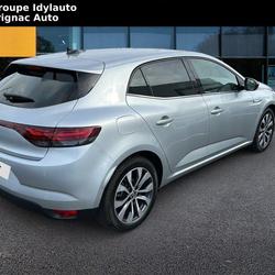 Renault Megane 4 Megane IV Berline TCe 140 EDC Techno Trignac