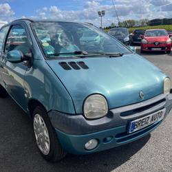 Renault Twingo 1 1.2i 60CV ESSENCE KISS COOL Pl&eacute;n&eacute;e-Jugon