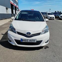 Toyota Yaris 1.4 D4D 90 Pl&eacute;n&eacute;e-Jugon