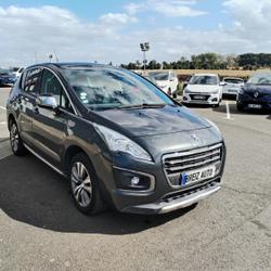 Peugeot 3008 1.6 HDI 115 ALLURE Pl&eacute;n&eacute;e-Jugon