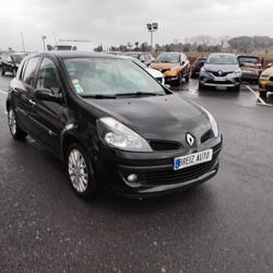 Renault Clio 3 1.5 DCI 85 DYNAMIQUE 5P occasion - Pl&eacute;n&eacute;e-Jugon - photo 3/14