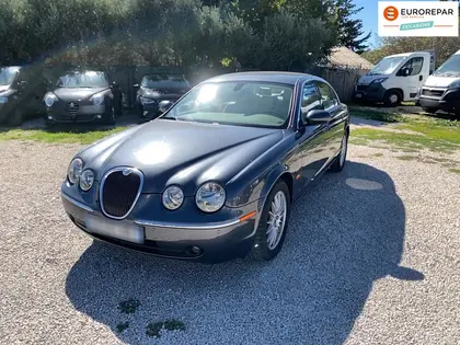 Jaguar S-Type - 3.0 Intuition Classique - 9 990 €