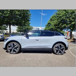 Renault Megane E-Tech Megane E-Tech 220 ch autonomie confort GSR2 Iconic Redon