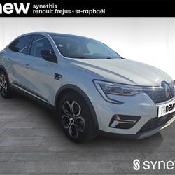 Renault Arkana E-Tech hybride 145 - 22 Techno Fr&eacute;jus