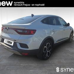 Renault Arkana E-Tech hybride 145 - 22 Techno Fr&eacute;jus
