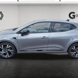 Renault Clio 5 Clio E-Tech full hybrid 145 Engineered Foug&egrave;res