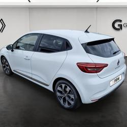 Renault Clio 5 Clio E-Tech full hybrid 145 Evolution Foug&egrave;res