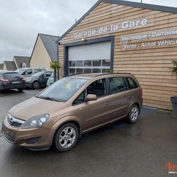 Opel Zafira  Combourg