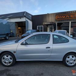 Renault Megane 1 1.6 110 RSI Maz&egrave;res-Lezons