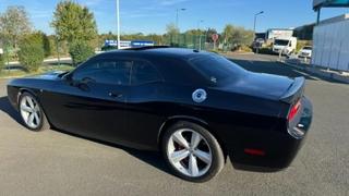 Dodge Challenger  - photo 1