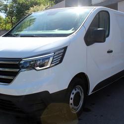 Renault Trafic III (3) FOURGON 2.0 dCi 130 L2H1 3T GRAND CONFORT + CARPLAY / CAMERA / ATTELAGE / HT Saint-Jean-de-V&eacute;das