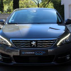 Peugeot 308 II Phase 2 II (2) 1.2 puretech 130 ch EAT 8 ALLURE / ENTRETIEN RIGOUREUX Saint-Jean-de-V&eacute;das
