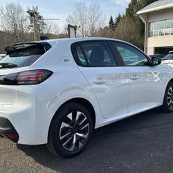 Peugeot e-208 Nouvelle E-208 Active Moteur &eacute;lectrique 136ch Naves