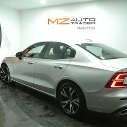 Volvo S60 T8 Twin Engine 318 + 87 ch Geartronic 8 R-Design / 1ere Main / Garantie 12 Mois La Haie-Fouassi&egrave;re