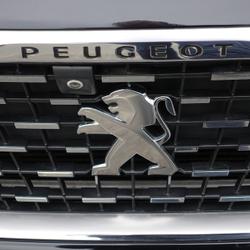 Peugeot 5008 2.0 180CH GT + TOIT PANORAMIQUE/ PACK CITY2/ 1&Egrave;RE MAIN/ GARANTIE 12 MOIS Connerr&eacute;