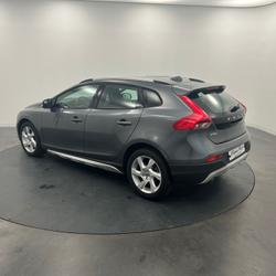 Volvo V40 Cross Country D3 150 Summum Geartronic A occasion - Quimper - photo 3/25