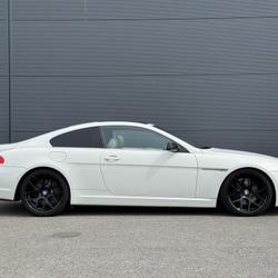 BMW Serie 6 645CI V8 333 CH BVA6 / TOIT OUVRANT REVISION 4 PNEUS A JOUR 645 645I Pornichet