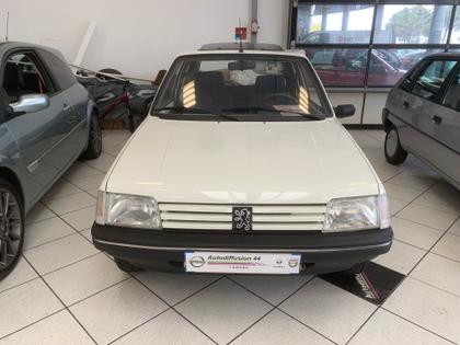Peugeot 205 - 1.0 Junior - 7 900 €