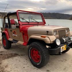 Jeep Wrangler IJ 2L5 103CH ^^FILM JURASSIC PARK^^ Ampuis
