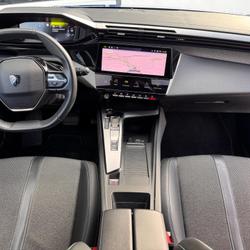 Peugeot 308 III Phase 1 III PHEV 180ch GT e-EAT8 BVA Urrugne