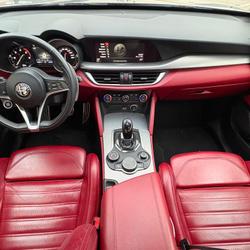 Alfa Romeo Stelvio 2.2 D 210cv SPORT EDITION Q4 BVA / PACK CHAUFFANT / TOIT OUVRANT/. CARPLAY Ampuis