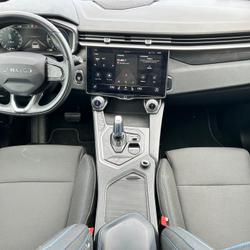 LYNK&CO 01 1.5 261ch 180 + 81 PHEV HYBRID TOIT OUVRANT/ SI&Egrave;GES CHAUFFANTS / REGULATEUR ADAPTATIF Castres