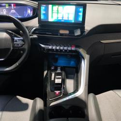 Peugeot 5008 1.5 BLUEHDI 130CH ALLURE PACK EAT8 / CARPLAY / CAMERA DE RECUL La M&eacute;zi&egrave;re