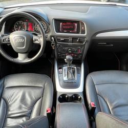 Audi Q5 2.0 TFSI 210 AMBIENTE QUATTRO S-TRONIC BVA Redon