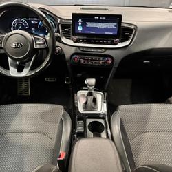 Kia XCee'd 1.6 GDI 141Ch HYBRID PHEV DESIGN BVA - CARPLAY -LED - TOIT OUV PANO - ENTRETIEN + GARANTIE KIA 04/28 Mons-en-Bar&oelig;ul