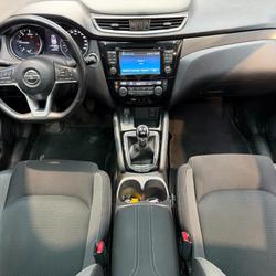Nissan Qashqai 1.5 DCI 110 N-CONNECTA - Cam&eacute;ra de recul - Toit panoramique Auray