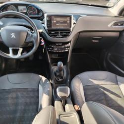 Peugeot 2008 1.2 E-THP 110ch ALLURE Dachstein