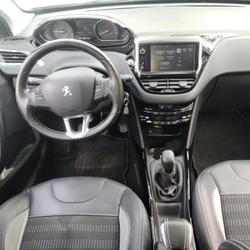 Peugeot 2008 1.2 110 ALLURE COURROIE DISTRIBUTION PEUGEOT Bordeaux