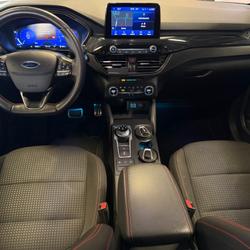 Ford Kuga 1.5 TDCI 120 ST-LINE 4X2 BVA // CAMERA DE RECUL // APPLE CARPLAY Nantes